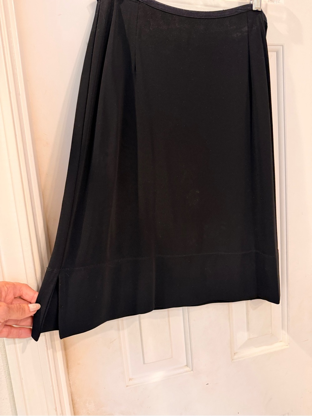 J. Jill Black Knit Swingy Flowy Stretchy Skirt, Pull On Stretch Waist, Sz M - Picture 3 of 16